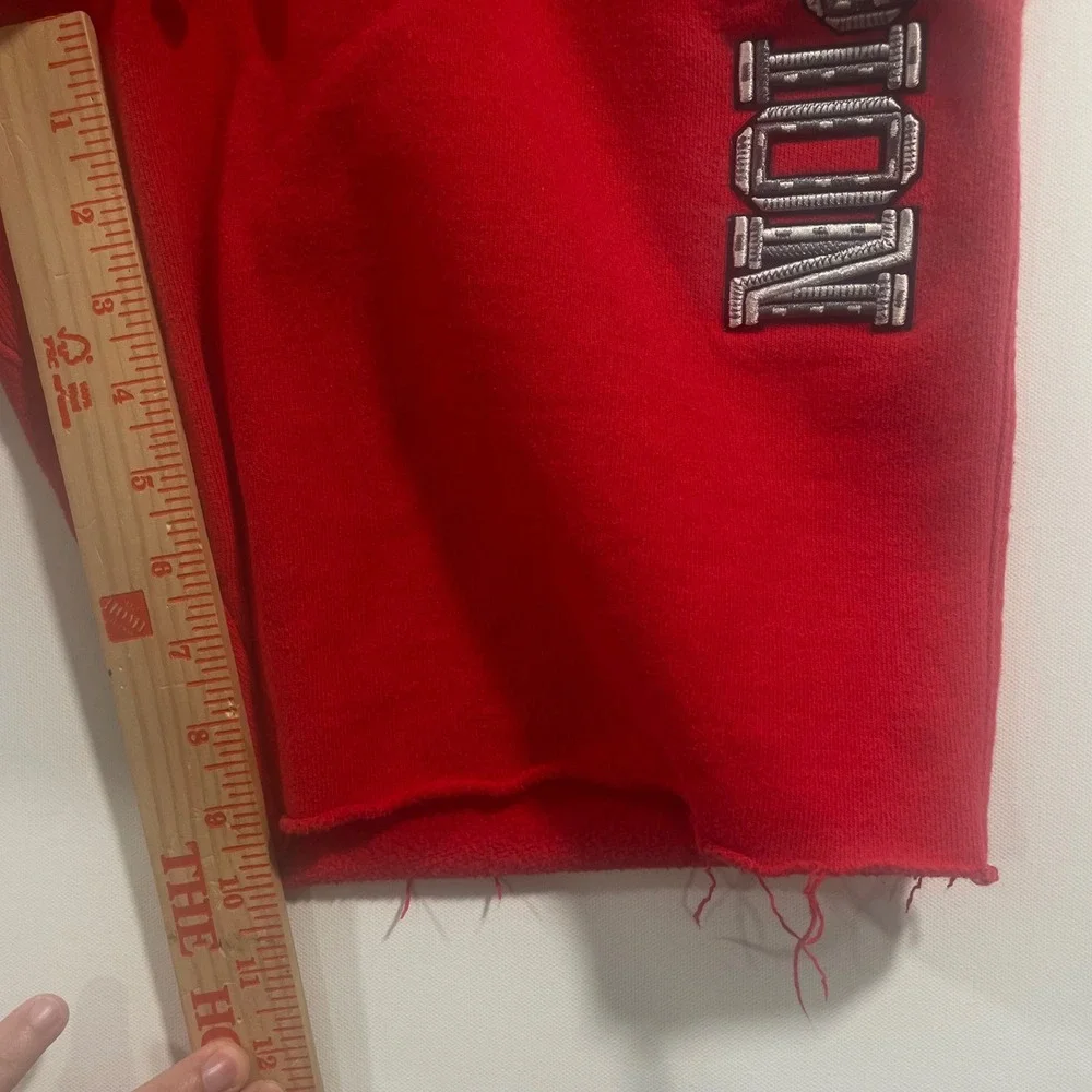 Champion Reverse Weave‎ Red Sweat Shorts Mens Medium Logo Raw Hem 89597